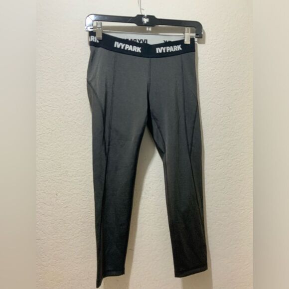 Ivy Park Leggings Dark Gray Small 7/8 Activewear Athleisure Yoga Beyonce - Picture 1 of 6